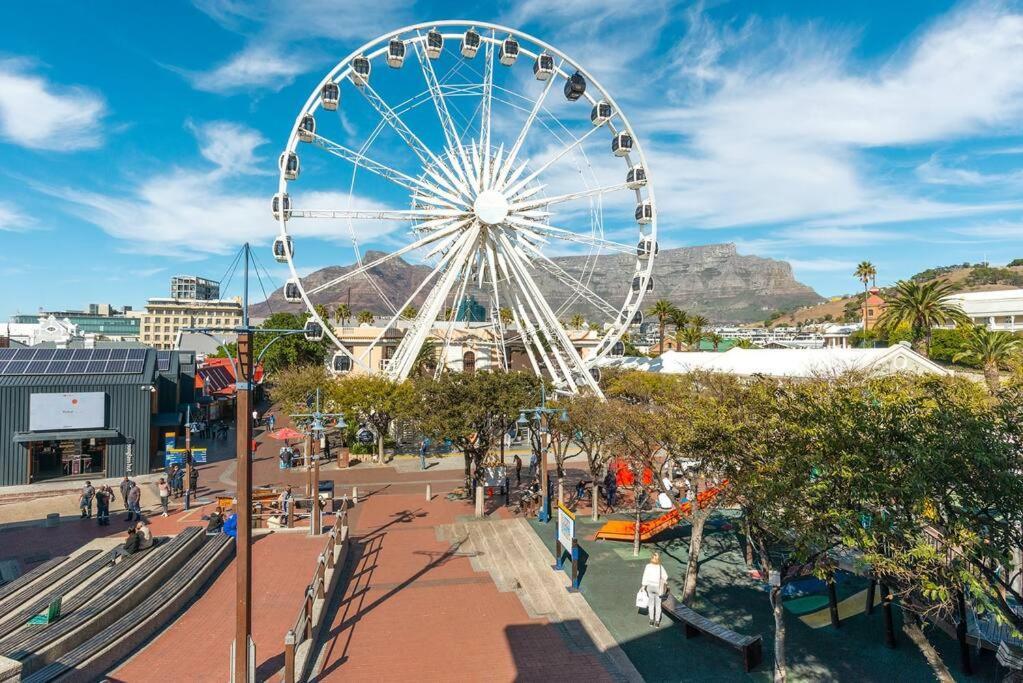Central, Sophisticated Luxury At The Harri W Views * Kapstadt