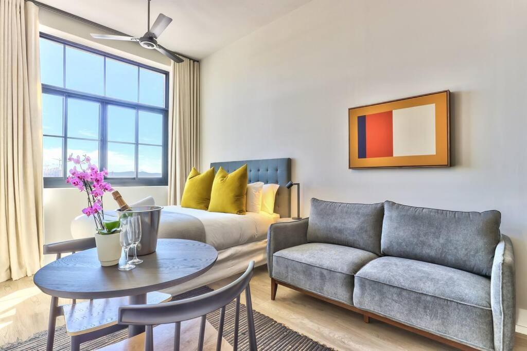 Apartment Central, Sophisticated Luxury At The Harri W Views *