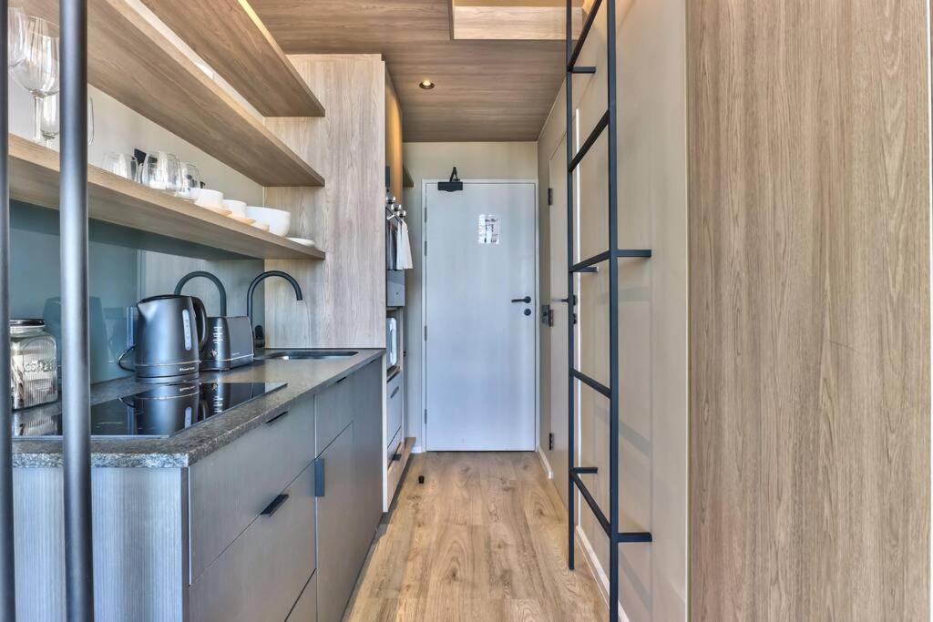 Apartment Central, Sophisticated Luxury At The Harri W Views *